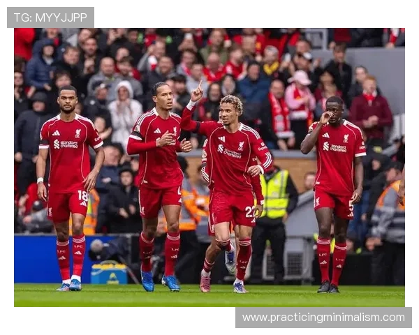 利物浦阵容深度问题:多线作战阶段考验稳定性 利物浦阵容深度问题:多线作战阶段考验稳定性