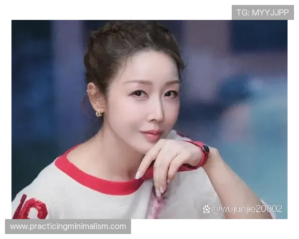 孙悦案场身价飙升，穿得像隔壁理发店大哥，反差笑喷了！